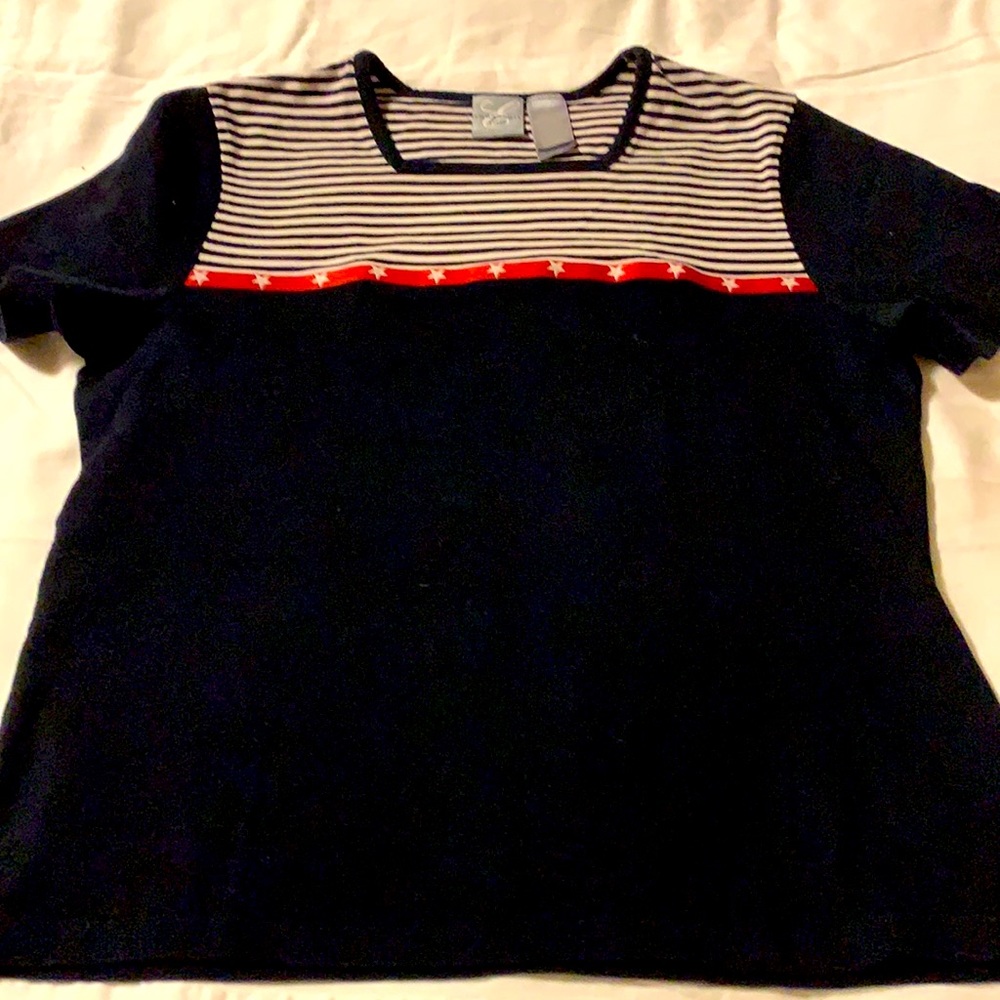 Petite t shirt 2/$20